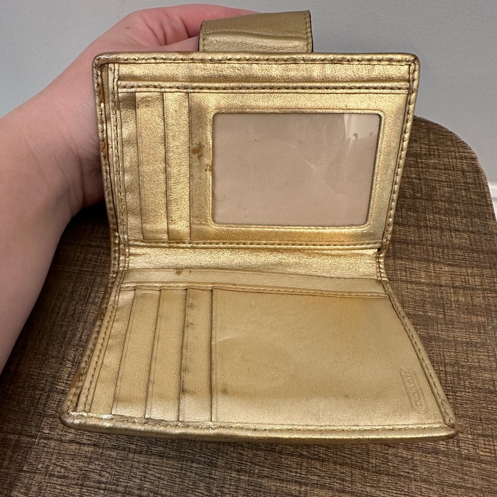 Tan and gold Coach Wallet - Picture 5 of 7